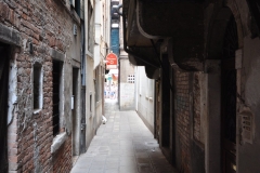 Alley1